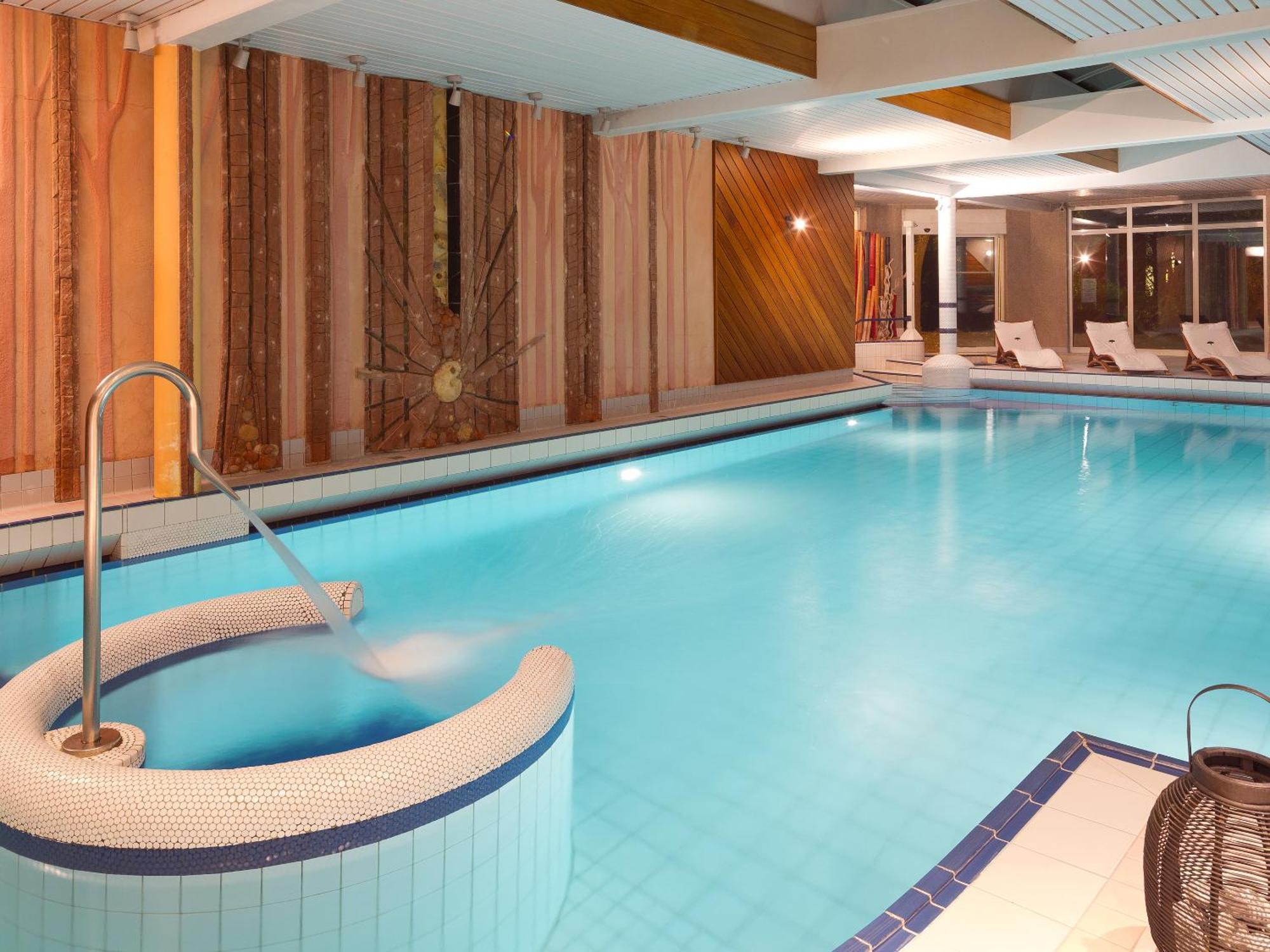 Du Parc - Acces Piscine Et